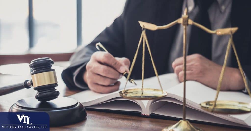 Tax Attorneys vs. Enrolled Agents